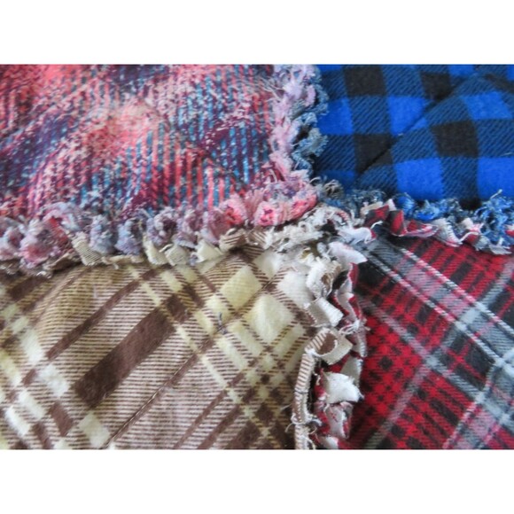 Flannel Rag Quilt With Batting, 50x64, Plaid Rag Quilt - Picture 3 of 12